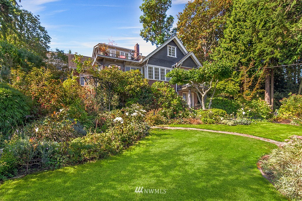 953 West Emerson Street Seattle, WA 98119 - Photo 18 of 20 Gallery Image 18