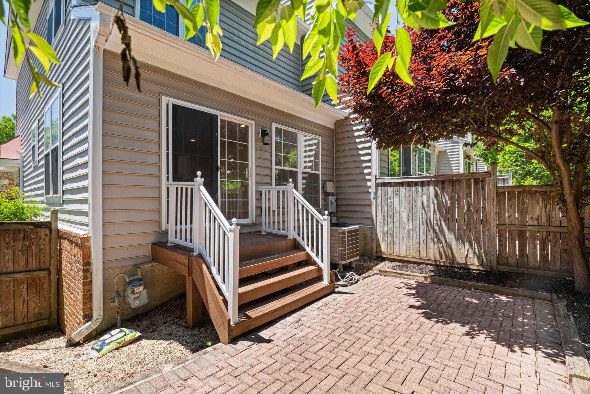 11482 Heritage Commons Way Reston, VA 20194 - Photo 28 of 31