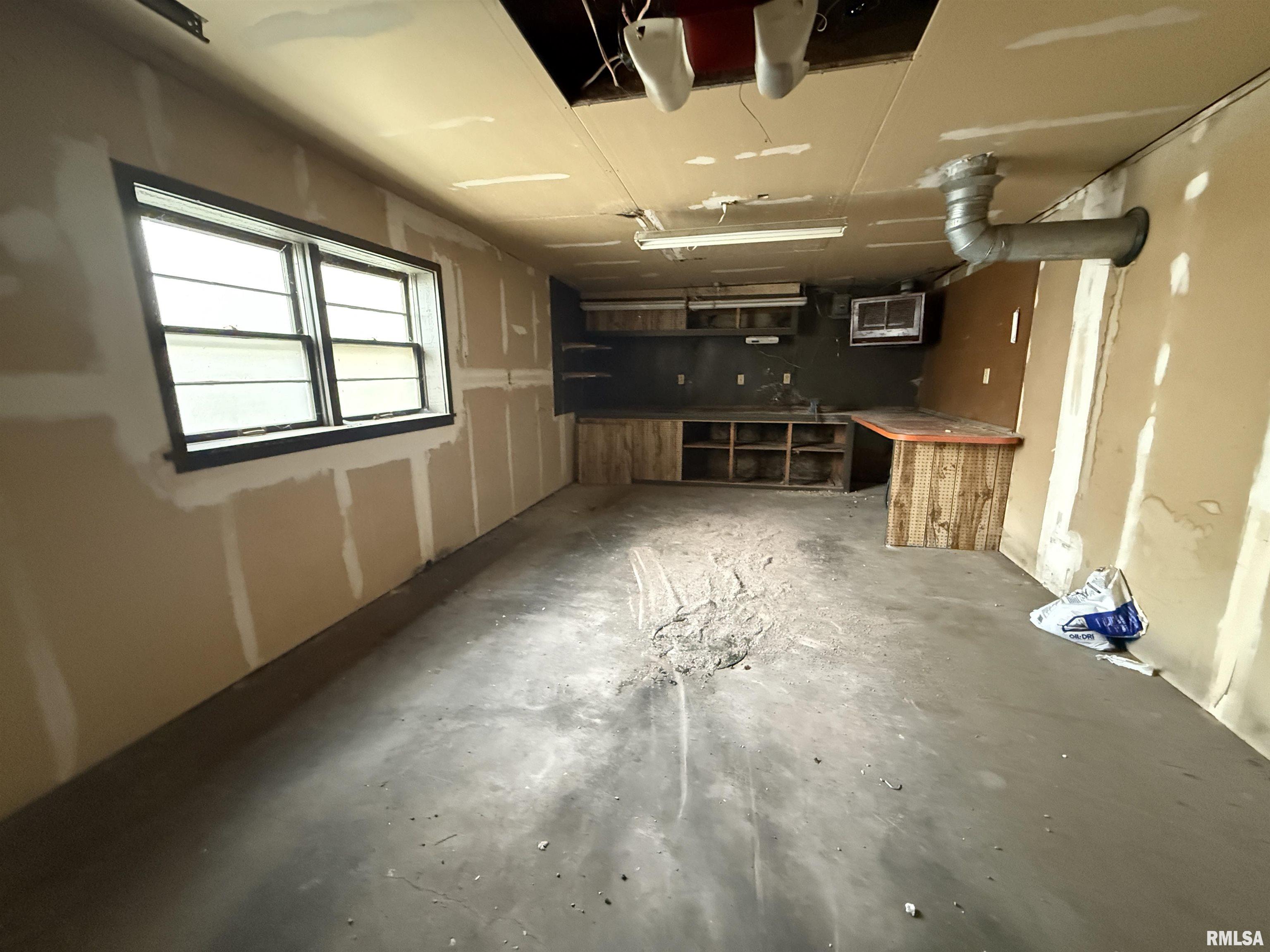 405 South Summit Drive Washington, IL 61571 - Photo 20 of 23