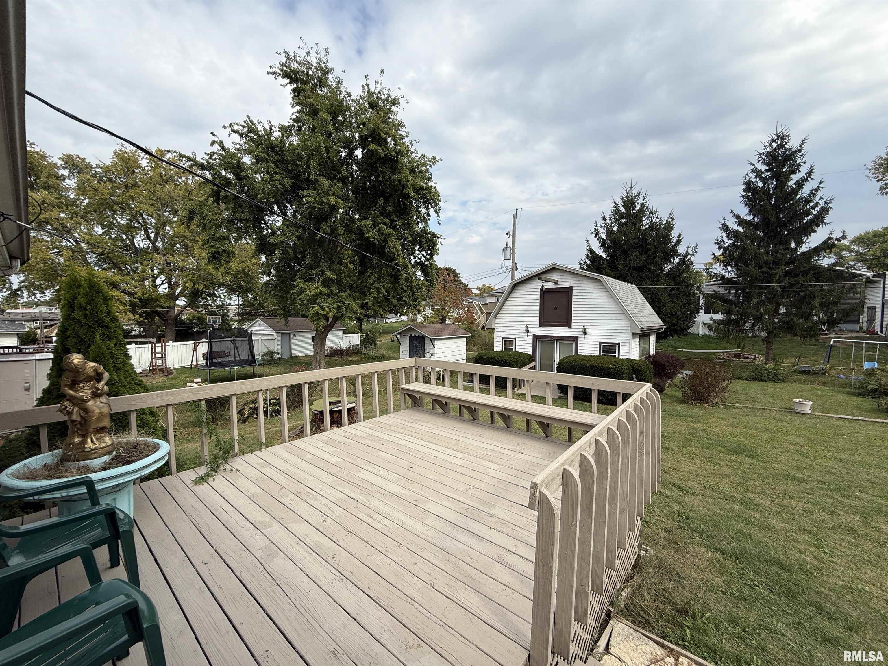 405 South Summit Drive Washington, IL 61571 - Photo 21 of 23