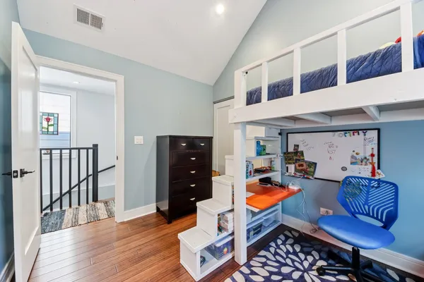 $12,375 | 1717 North Hudson Avenue, Chicago, IL 60614