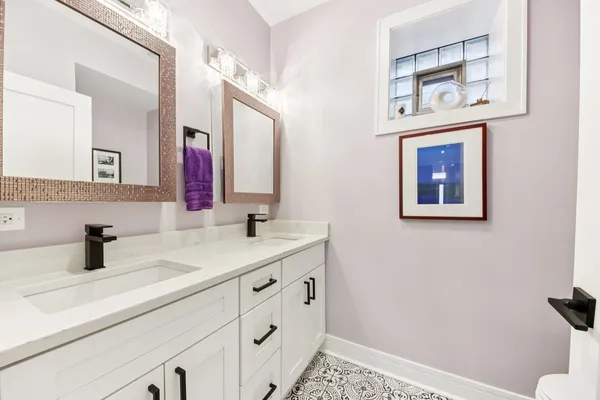 $12,375 | 1717 North Hudson Avenue, Chicago, IL 60614