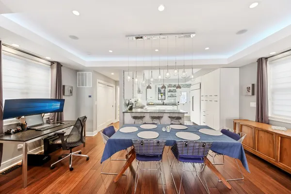 $12,375 | 1717 North Hudson Avenue, Chicago, IL 60614