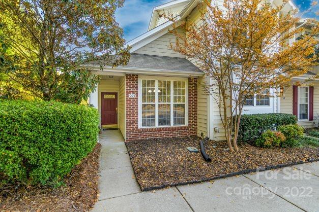 903 Azurine Circle Fort Mill, SC 29708 - Photo 2 of 19 front view of a house with a yard
