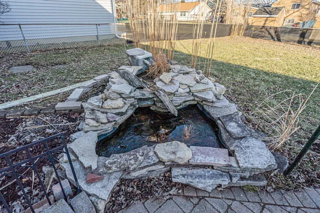 a view of outdoor space