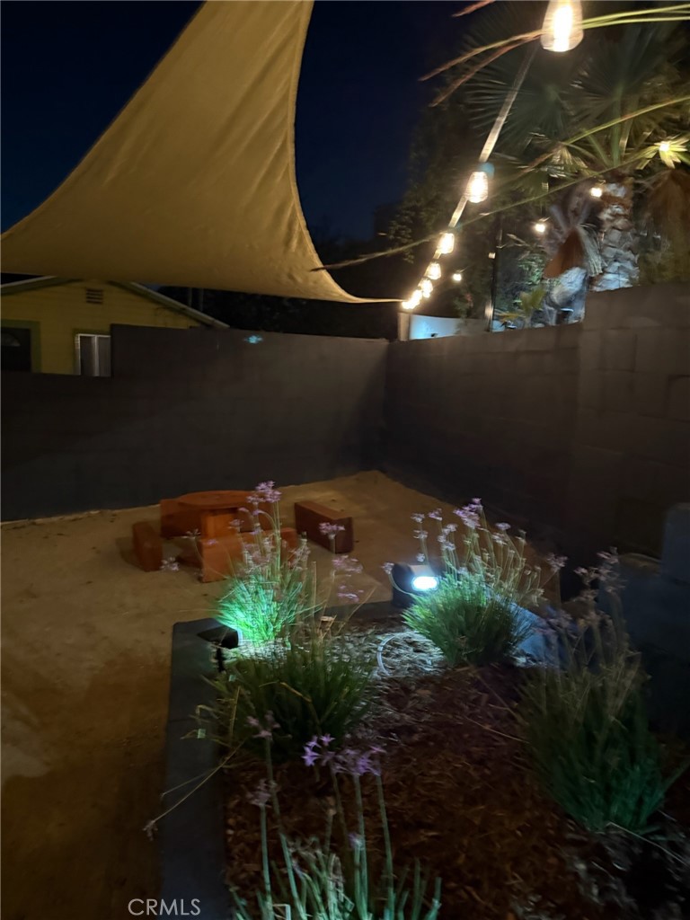 3015 Future Street Los Angeles, CA 90065 - Photo 20 of 22 a backyard of a house with lots of green space