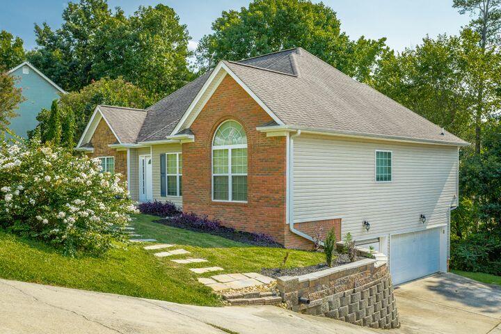 8601 Georgetown Trace Lane Chattanooga, TN 37421 - Photo 2 of 28 20210916205423883704000000-o