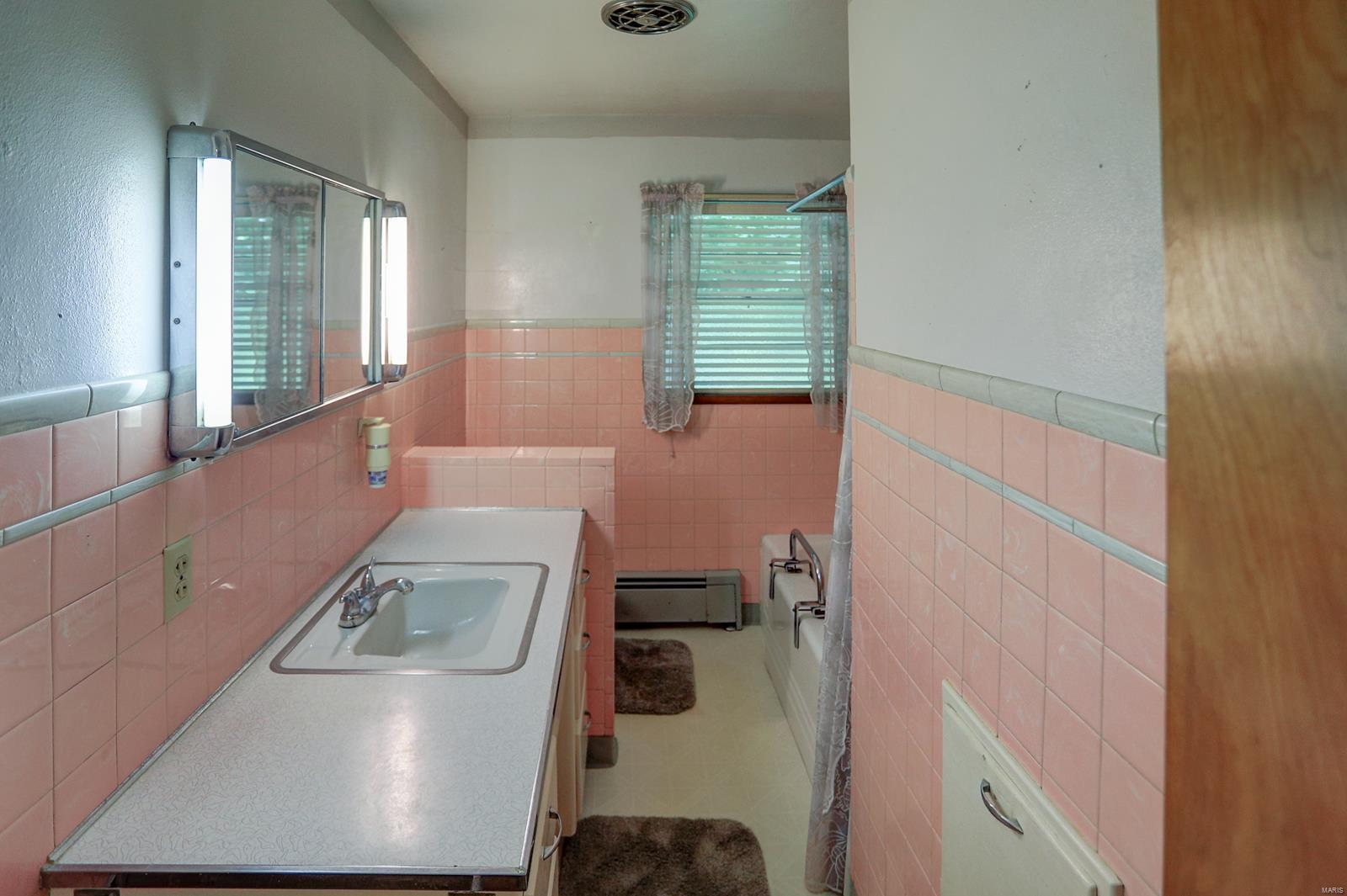 1572 Troy O'Fallon Road Troy, IL 62294 - Photo 22 of 24 Gallery Image 22