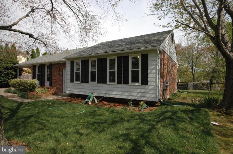 3761 Stonesboro Road Fort Washington, MD 20744 - Photo 17 of 30 a view of house with backyard and garden