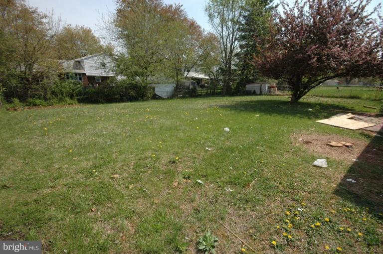 3761 Stonesboro Road Fort Washington, MD 20744 - Photo 29 of 30 a view of a field of grass and trees