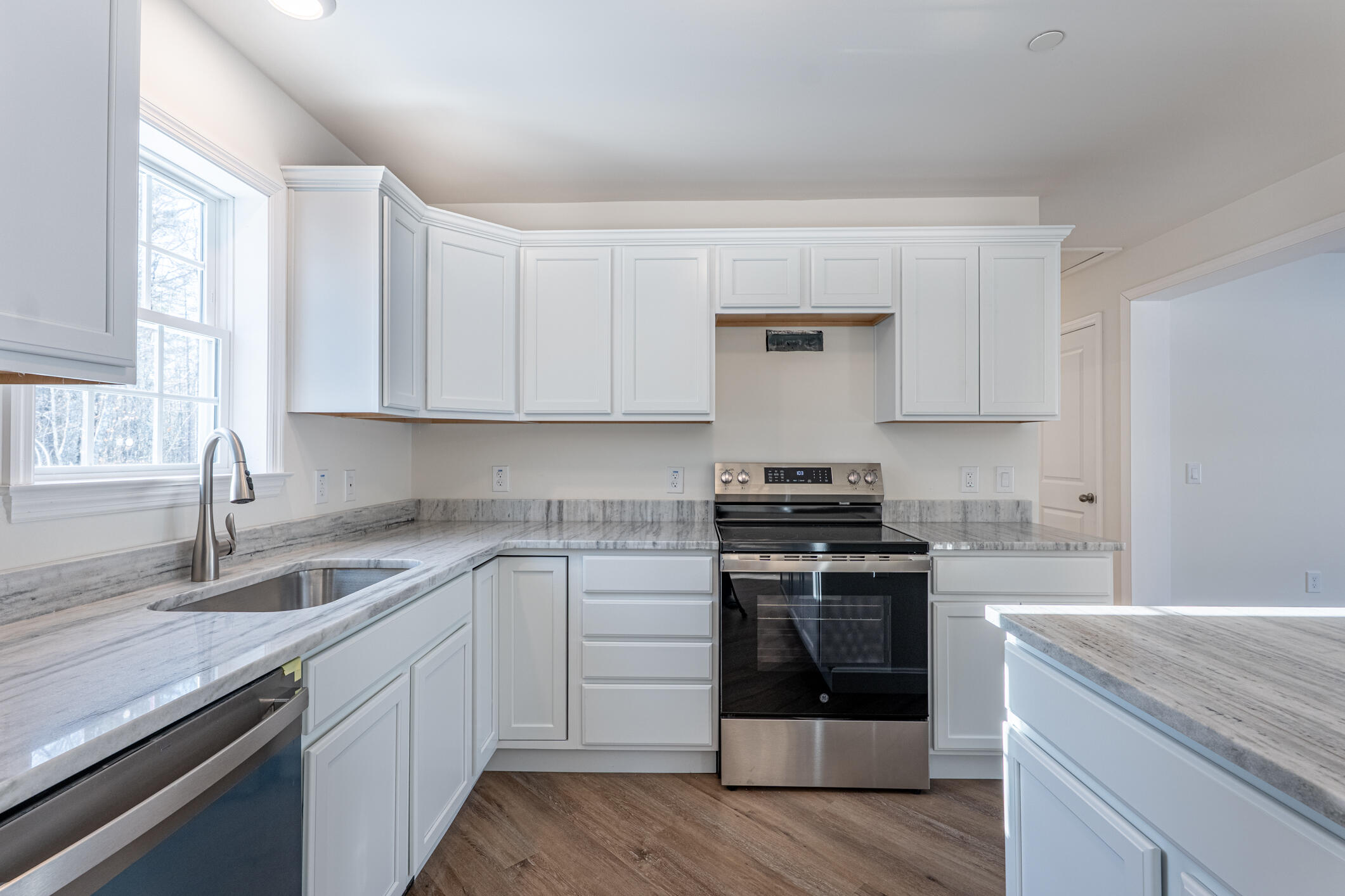 42 Bracken Woods Road Raymond, ME 04071 - Photo 18 of 53 42BrackenWoodsRaymond-34