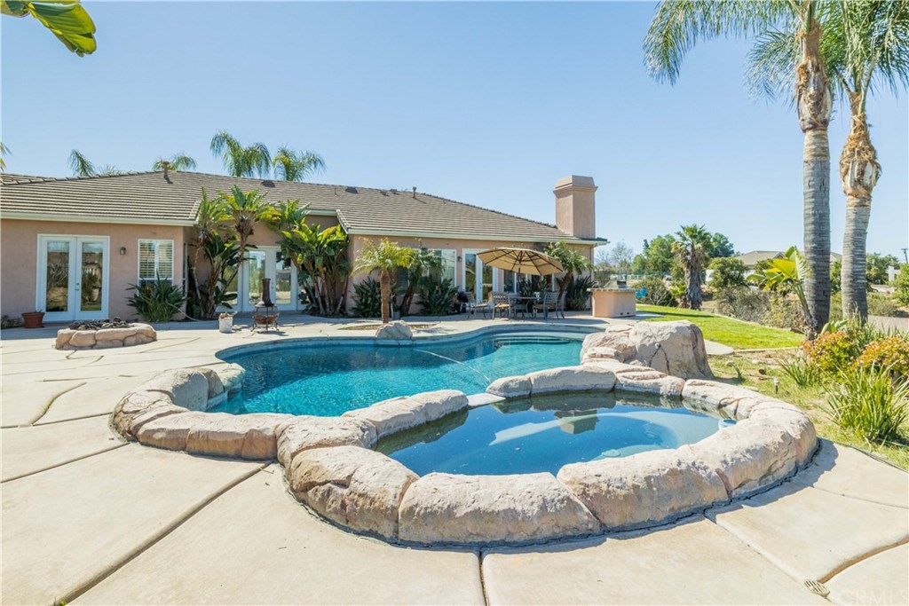 18120 Gentian Avenue Riverside, CA 92508 - Photo 28 of 38