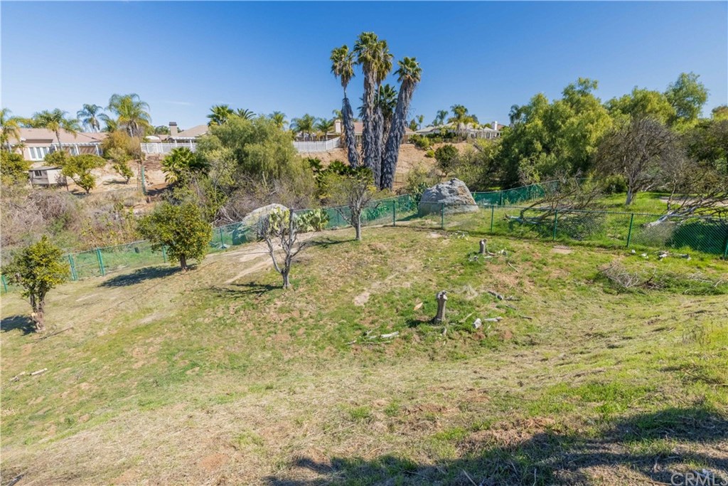 18120 Gentian Avenue Riverside, CA 92508 - Photo 29 of 38