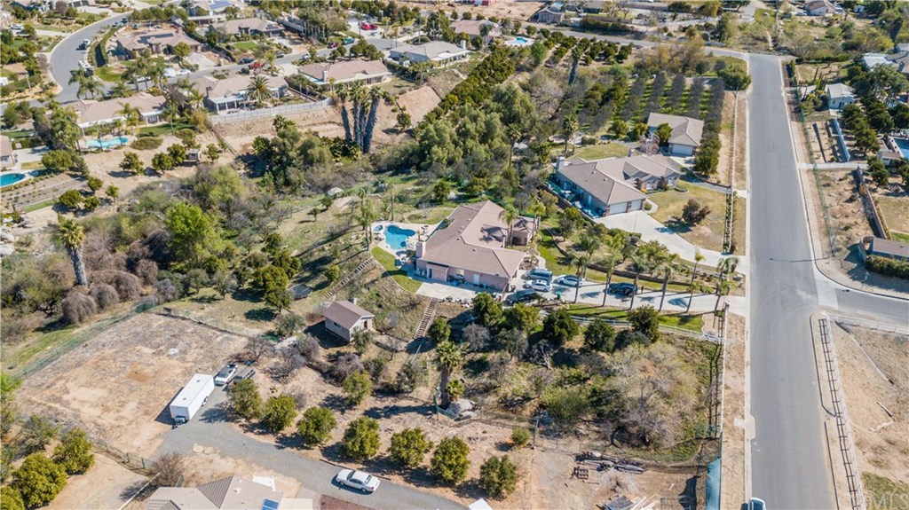 18120 Gentian Avenue Riverside, CA 92508 - Photo 33 of 38