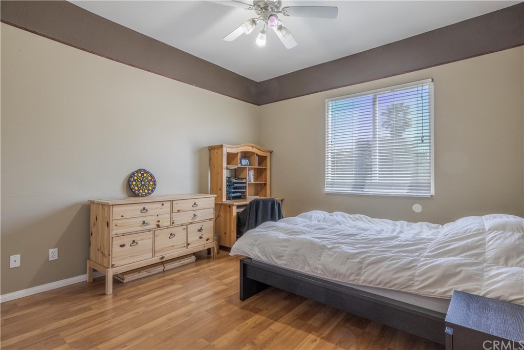 18120 Gentian Avenue Riverside, CA 92508 - Photo 10 of 38