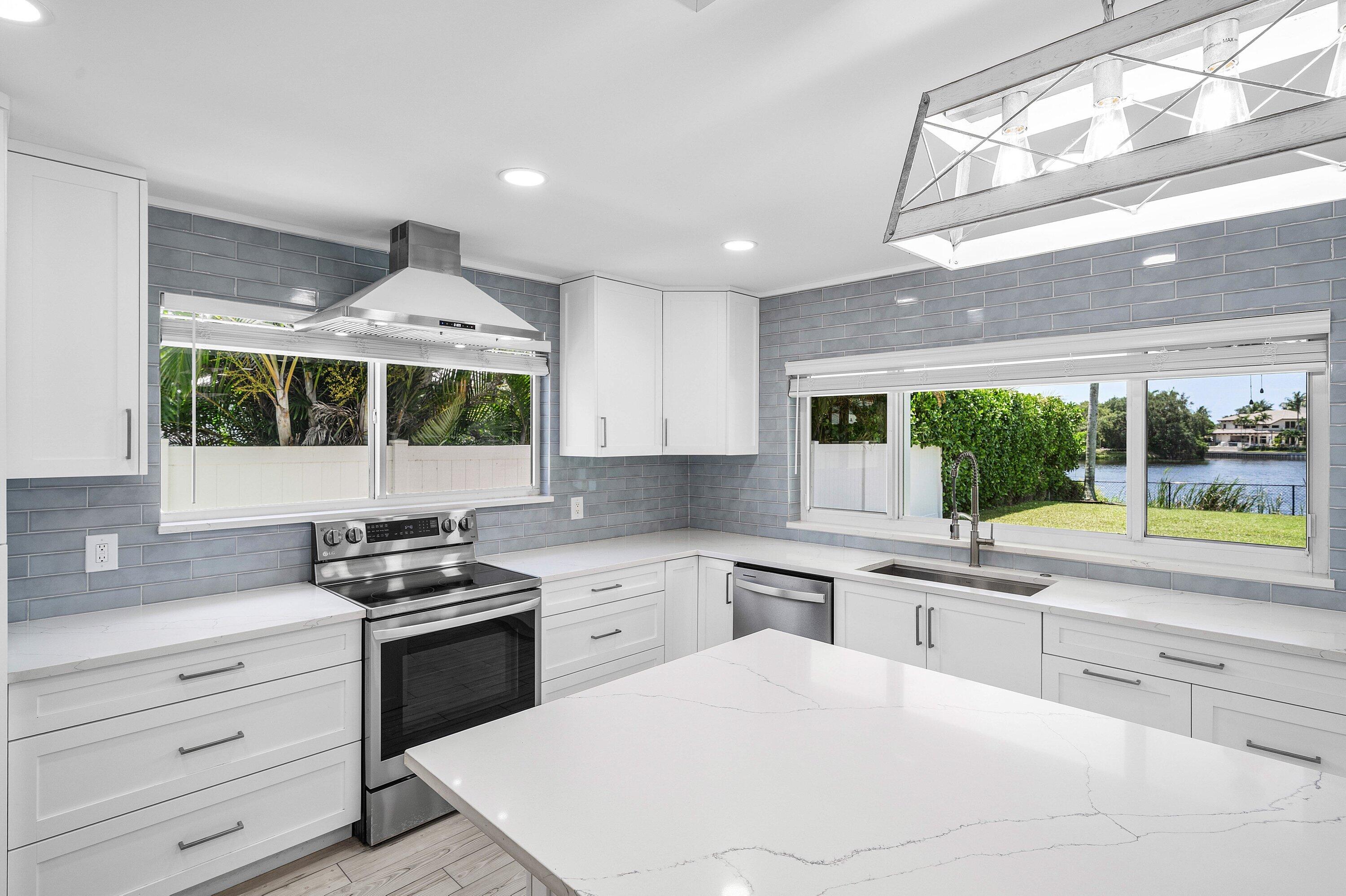 1128 Southwest 7th Street Boca Raton, FL 33486 - Photo 9 of 38 014-1128Southwest7thStreet-BocaRaton-FL-