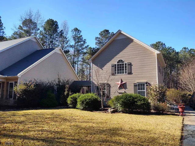 $1,350 | 1467 Elders Mill Road, Unit ABOVE, Senoia, GA 30276