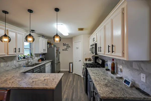 $290,000 | 200 Canterbury Drive, Conroe, TX 77303