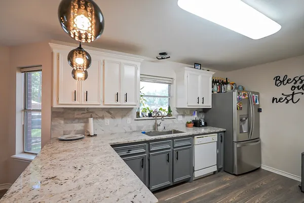 $290,000 | 200 Canterbury Drive, Conroe, TX 77303