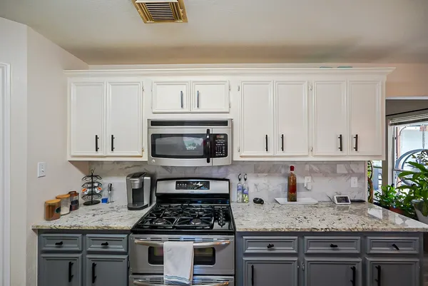 $290,000 | 200 Canterbury Drive, Conroe, TX 77303