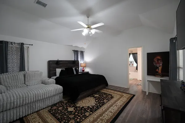 $290,000 | 200 Canterbury Drive, Conroe, TX 77303