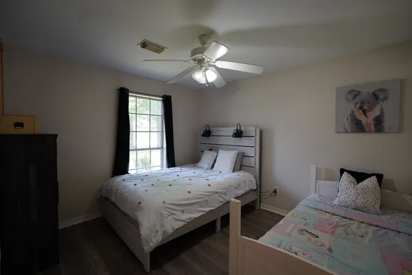 $290,000 | 200 Canterbury Drive, Conroe, TX 77303