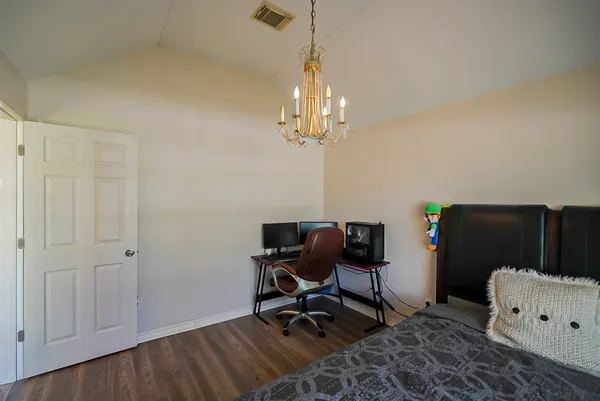 $290,000 | 200 Canterbury Drive, Conroe, TX 77303