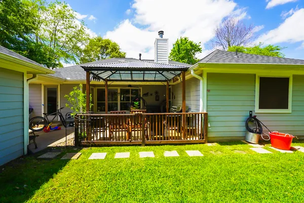 $290,000 | 200 Canterbury Drive, Conroe, TX 77303