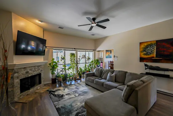 $290,000 | 200 Canterbury Drive, Conroe, TX 77303