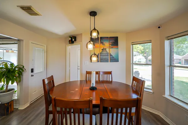 $290,000 | 200 Canterbury Drive, Conroe, TX 77303