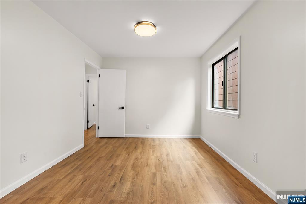 261 Sunset Key Secaucus, NJ 07094 - Photo 19 of 35
