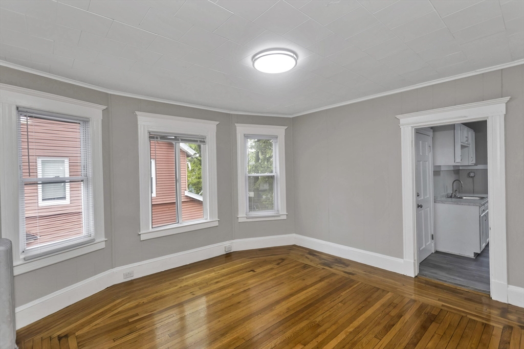 78 Whittier Street Springfield, MA 01108 - Photo 26 of 39 Gallery Image 26