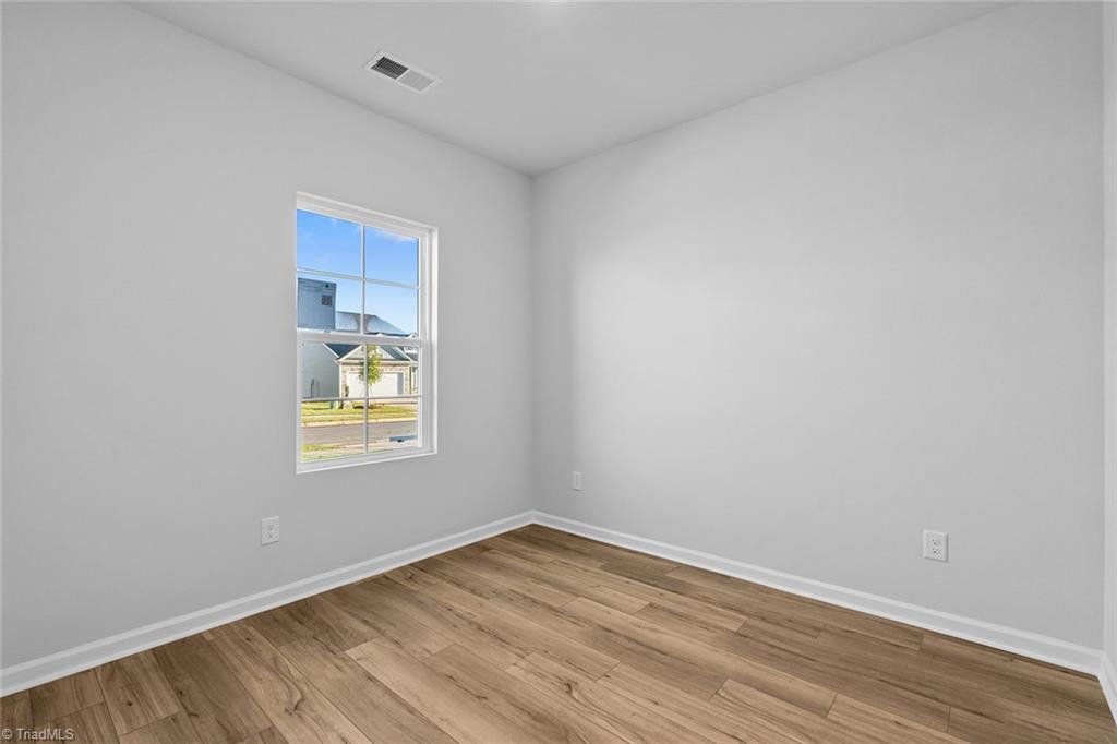 151 Candytuft Court Lexington, NC 27295 - Photo 26 of 33 Bedroom 2