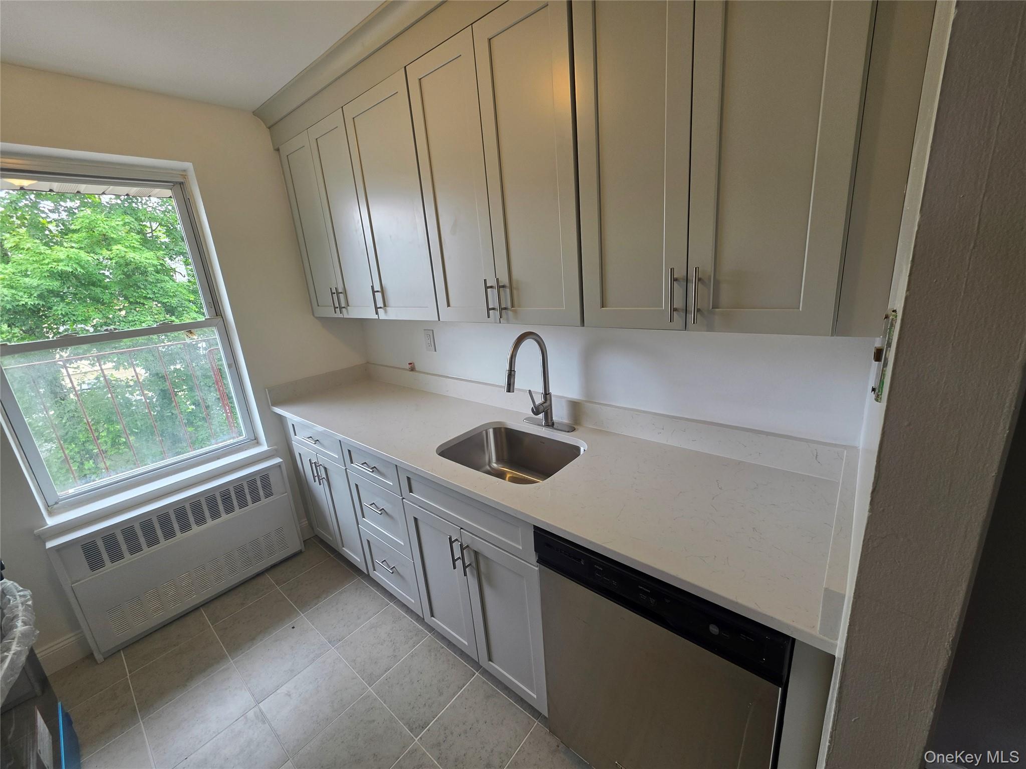 160 Centre, Unit 3L New Rochelle, NY 10801 - Photo 5 of 18 Gallery Image 5