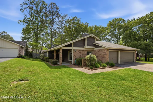 $289,000 | 7 Starling Square, Clinton, MS 39056