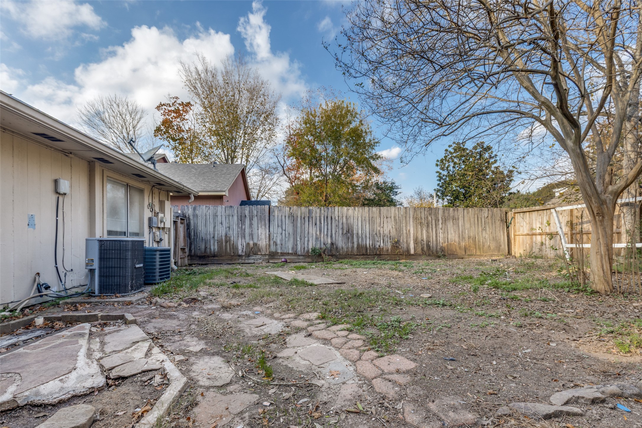24010 Landing Way Drive Spring, TX 77373 - Photo 19 of 25 a backyard of a house