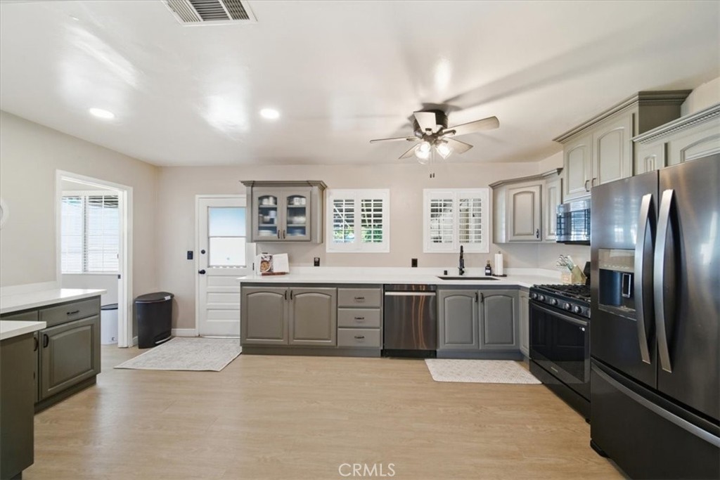 3683 McKinley Street Riverside, CA 92506 - Photo 2 of 27