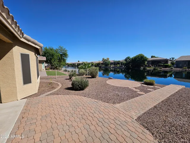 $1,950 | 42593 Abbey Road, Maricopa, AZ 85138