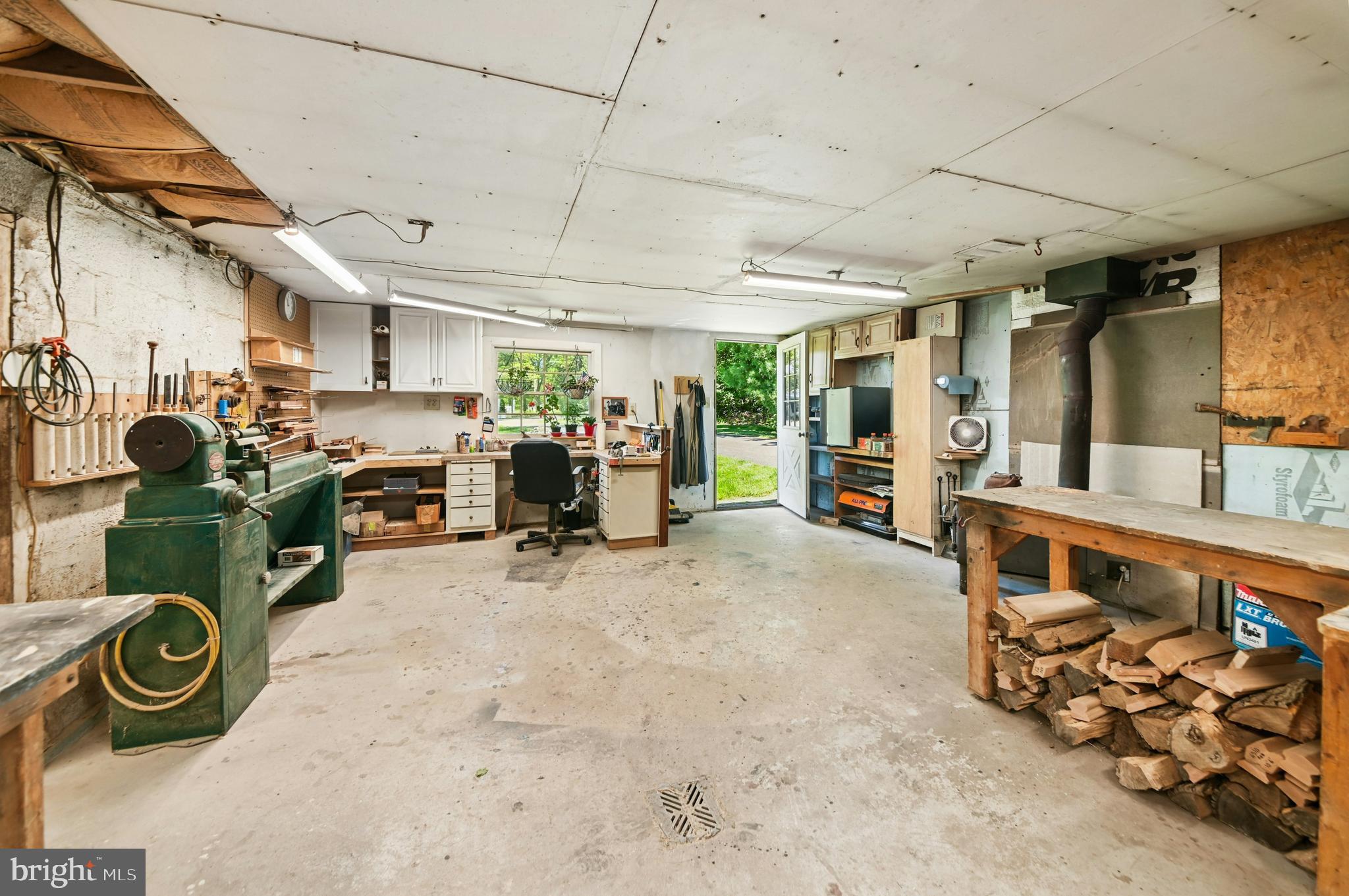 901 Limekiln Road Doylestown, PA 18901 - Photo 41 of 56
