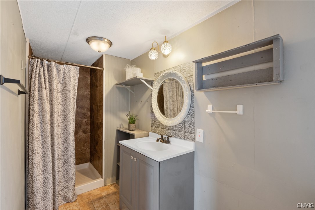 86-92 Phillips Road Granby, NY 13126 - Photo 15 of 30