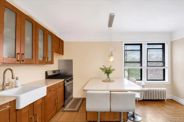 $142,000 | 3398 Wayne Avenue, Unit C61 | Norwood