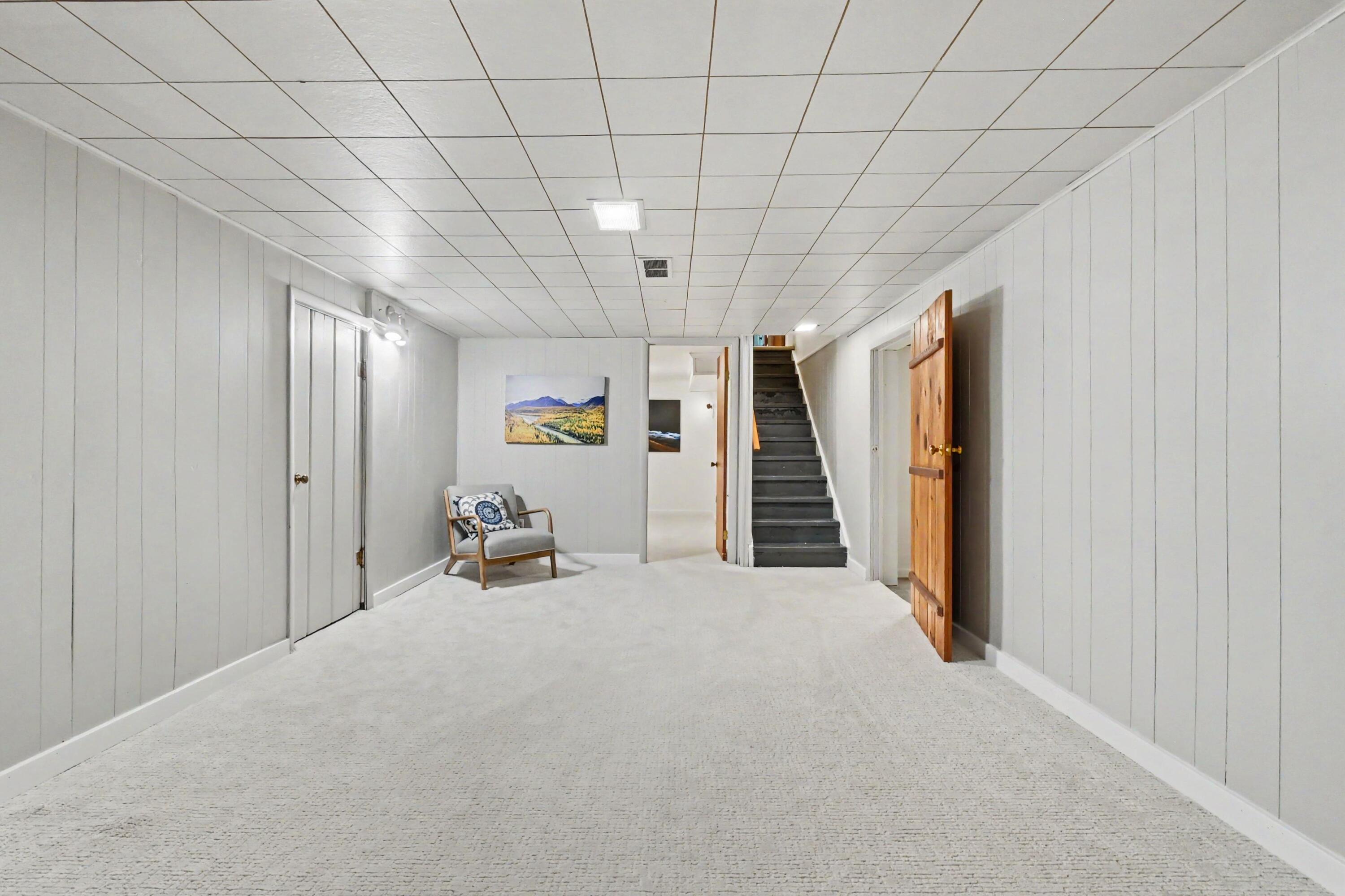 1639 Wellington Road Lansing, MI 48910 - Photo 18 of 29 017_file_5647