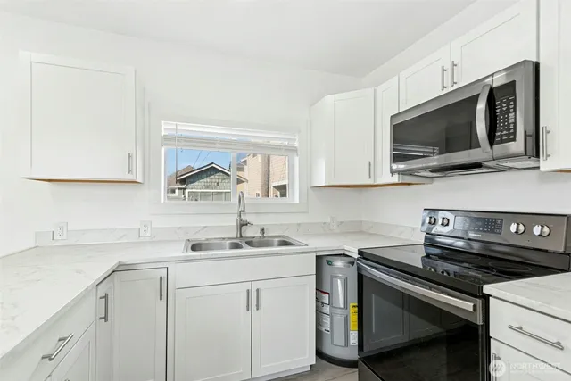 $589,000 | 1926 Colby Avenue, Everett, WA 98201