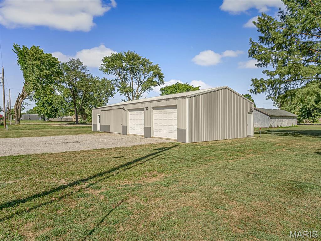 210 South 4th Street Baldwin, IL 62217 - Photo 19 of 21 Gallery Image 19
