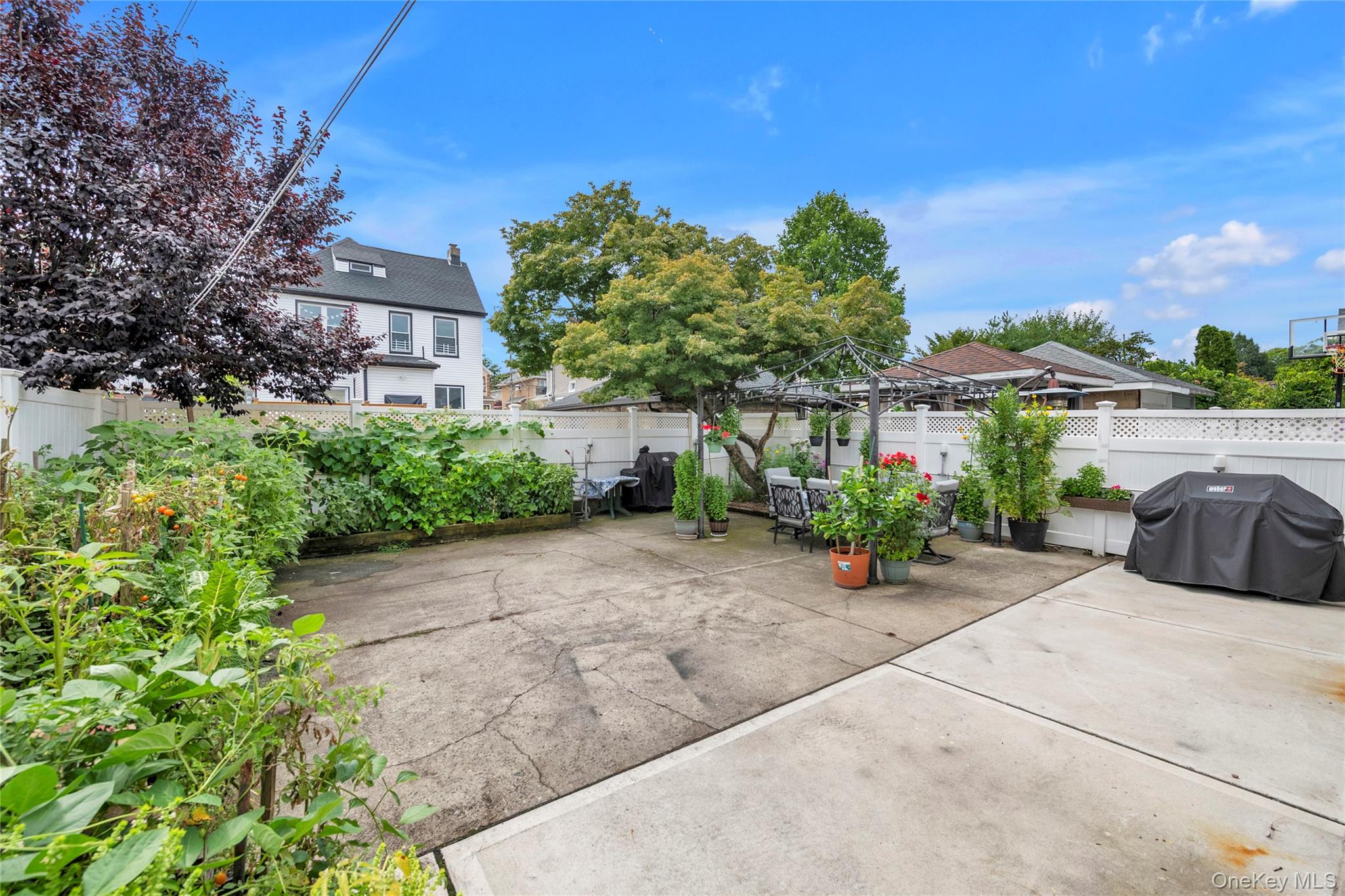 154-24 12th Road Queens, NY 11357 - Photo 21 of 22 Gallery Image 21
