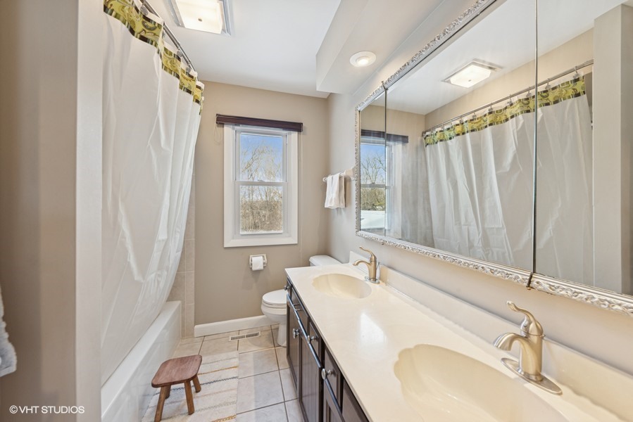 666 Garys Drive Antioch, IL 60002 - Photo 15 of 21