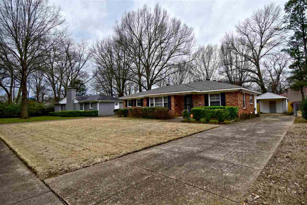 1657 Whitewater Road Memphis, TN 38117 - Photo 2 of 24