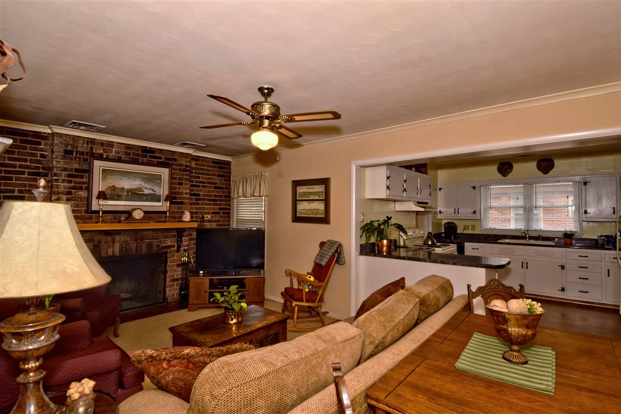 1657 Whitewater Road Memphis, TN 38117 - Photo 11 of 24