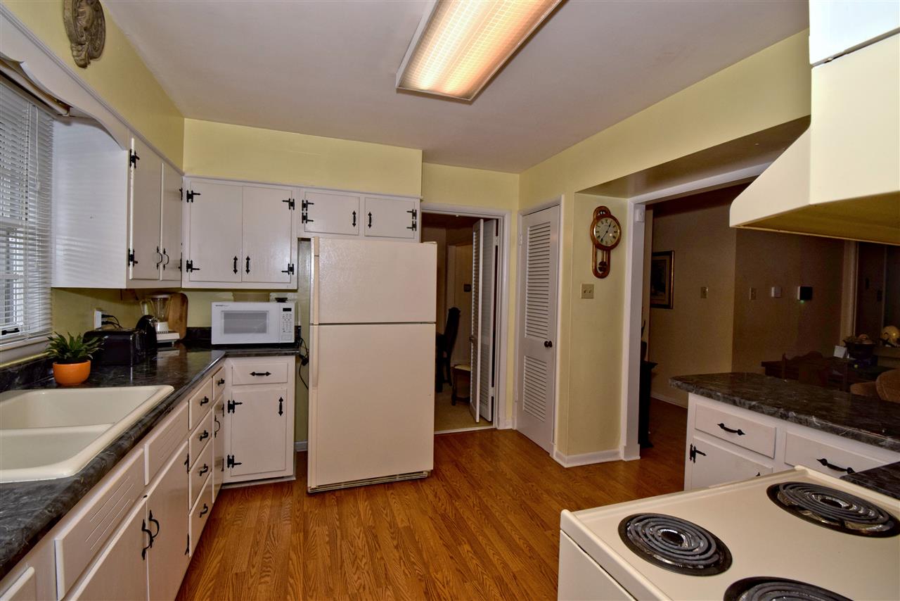 1657 Whitewater Road Memphis, TN 38117 - Photo 13 of 24