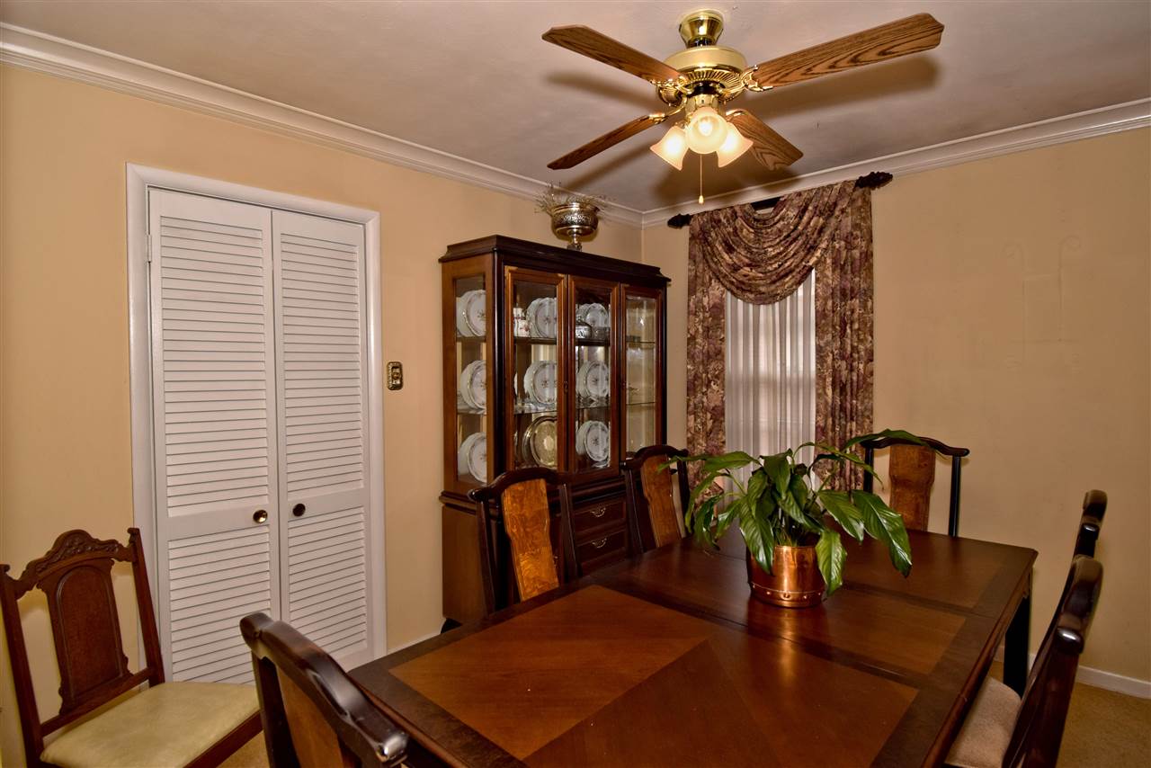 1657 Whitewater Road Memphis, TN 38117 - Photo 9 of 24